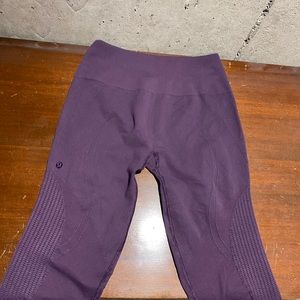 Lululemon Burgundy Reveal Crop Stripe